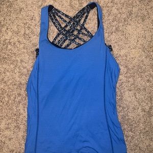 Blue Lulu top size 4